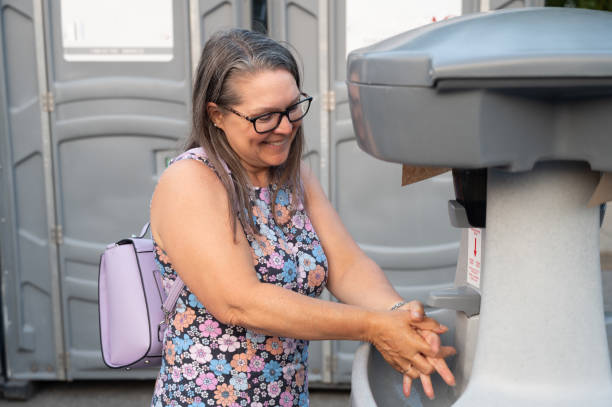 Best Porta potty rental for parties  in Chisholm, ME